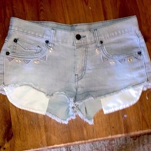 Women’s Vans Shorts. Size 26